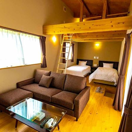 Beach Resort Hotel Kalakaua Онна Экстерьер фото