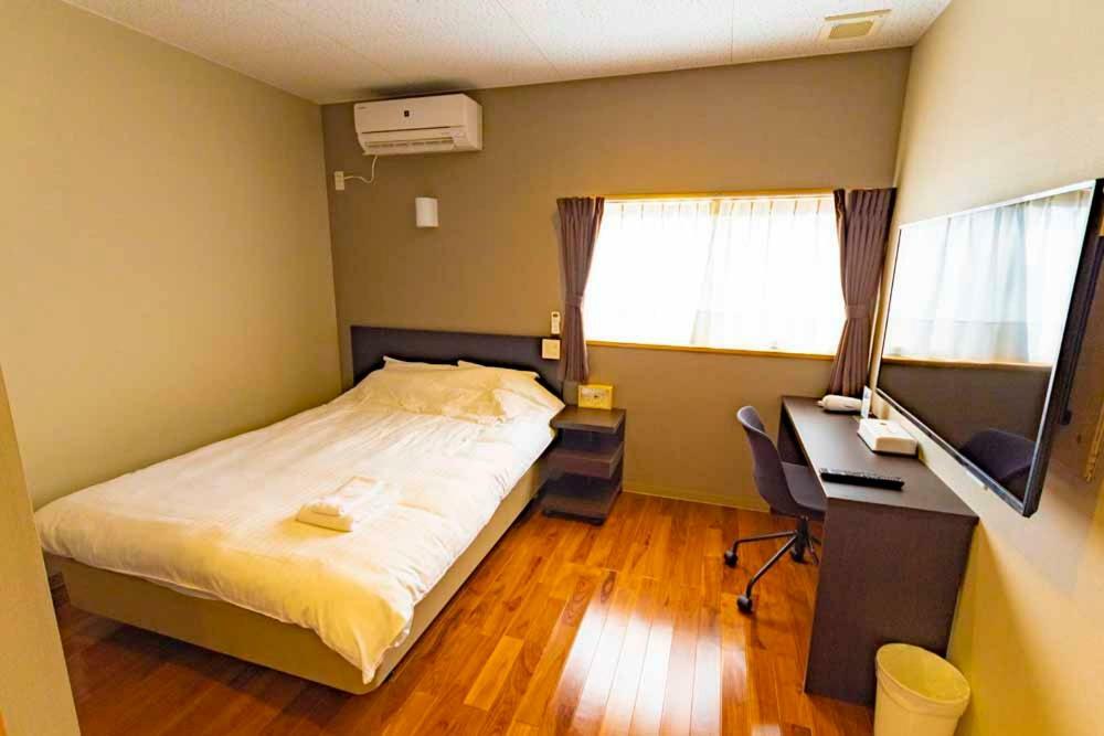 Beach Resort Hotel Kalakaua Онна Экстерьер фото